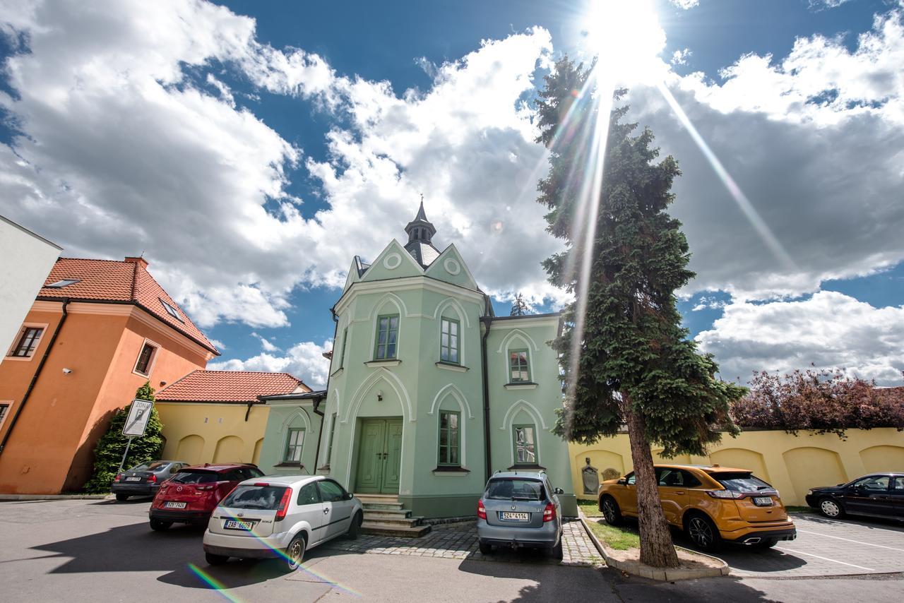 Hotel Octarna - Free Parking Kroměříž Exterior foto